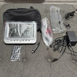 Curtis RT700 7" Portable Analog TV Black Silver Untested